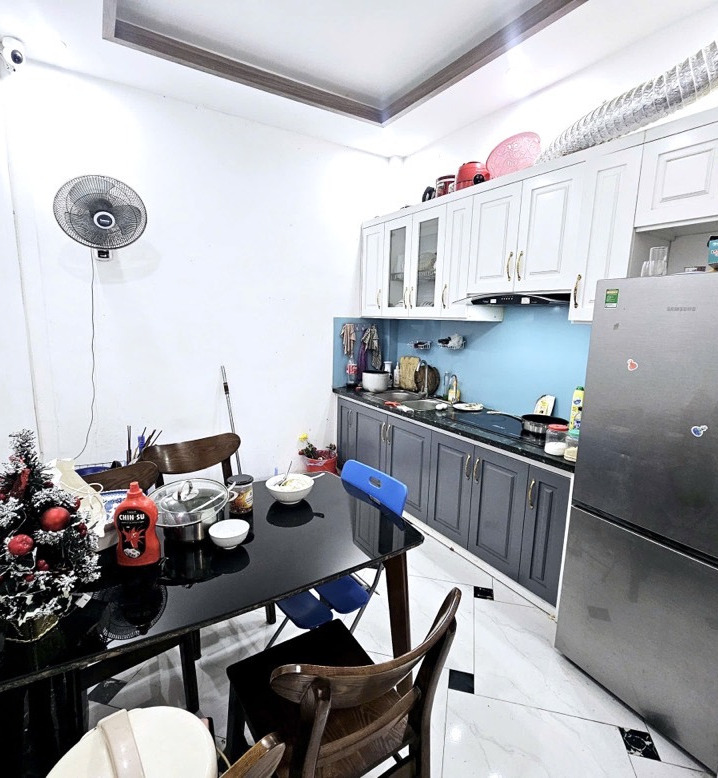 CỔ NHUẾ - NHÀ ĐẸP - Ở NGAY  GẦN ĐƯỜNG Ô TÔ - TRƯỚC NHÀ THOÁNG RỘNG